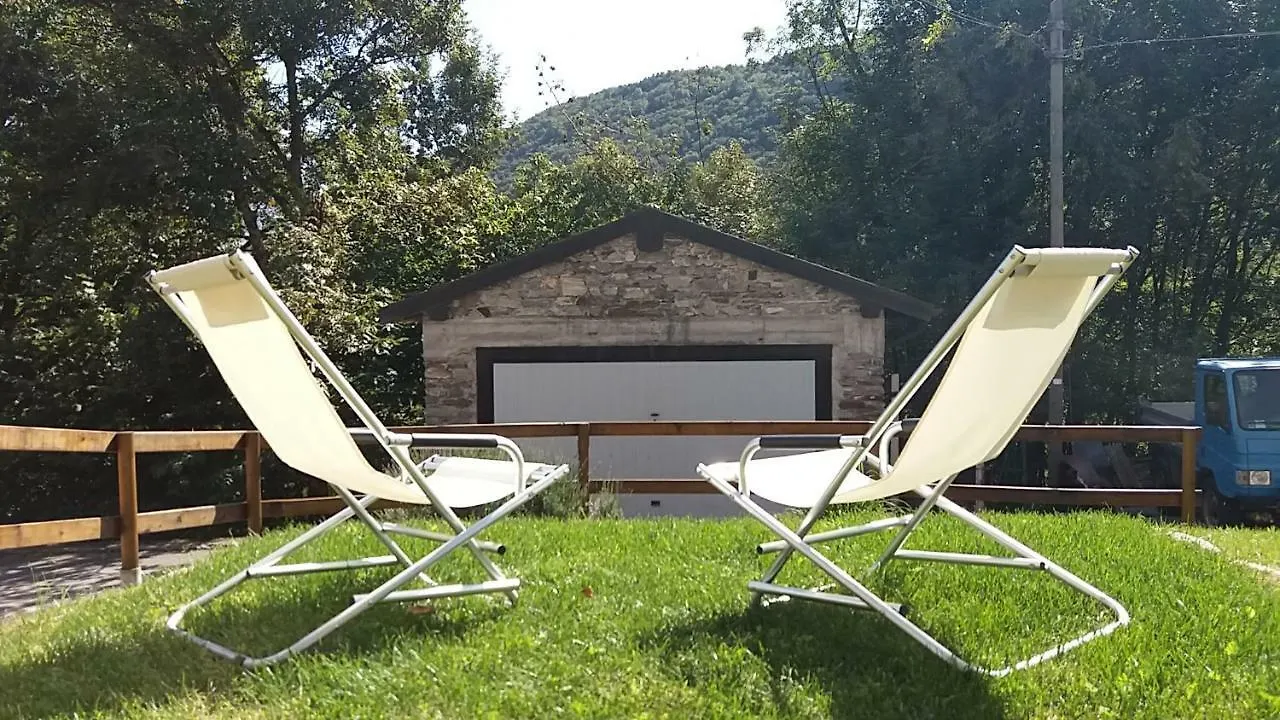 Piccola Perla A Livo Lägenhet Italien